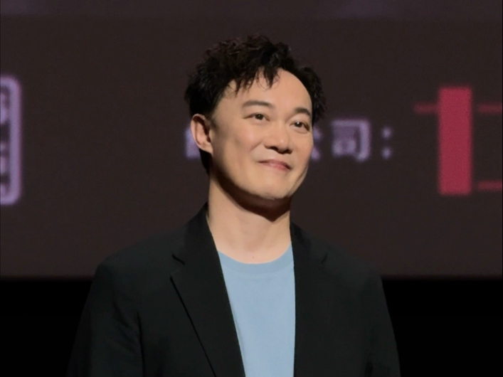 被这位喜欢了陈奕迅22年的歌迷姐姐感动到了