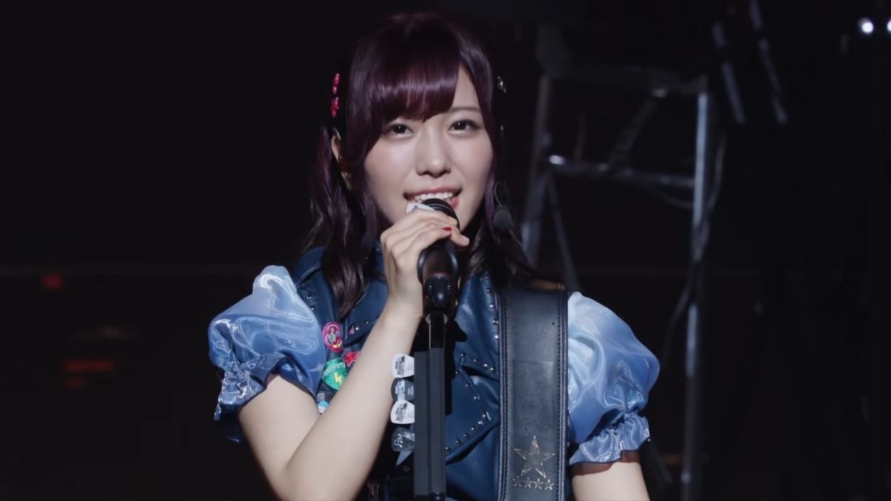 此时的爱美和现在的羊姐年龄相仿，PPP的平均年龄也小于现在的M