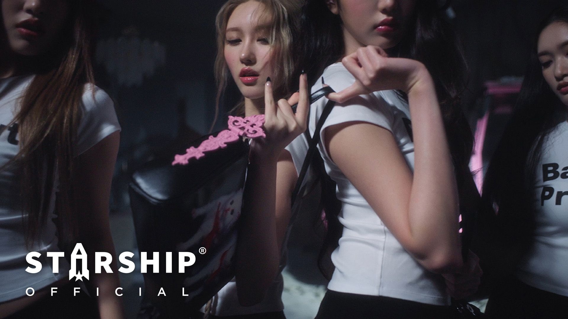 IVE ‘COVER GIRLS HAVE SECRETS’ Concept Film 概念短片