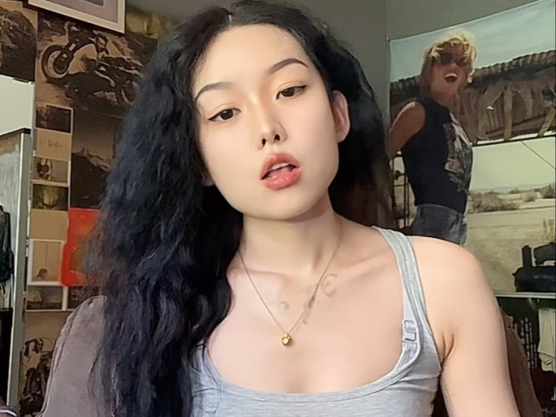 点一根 女娲娘娘不聊天呐