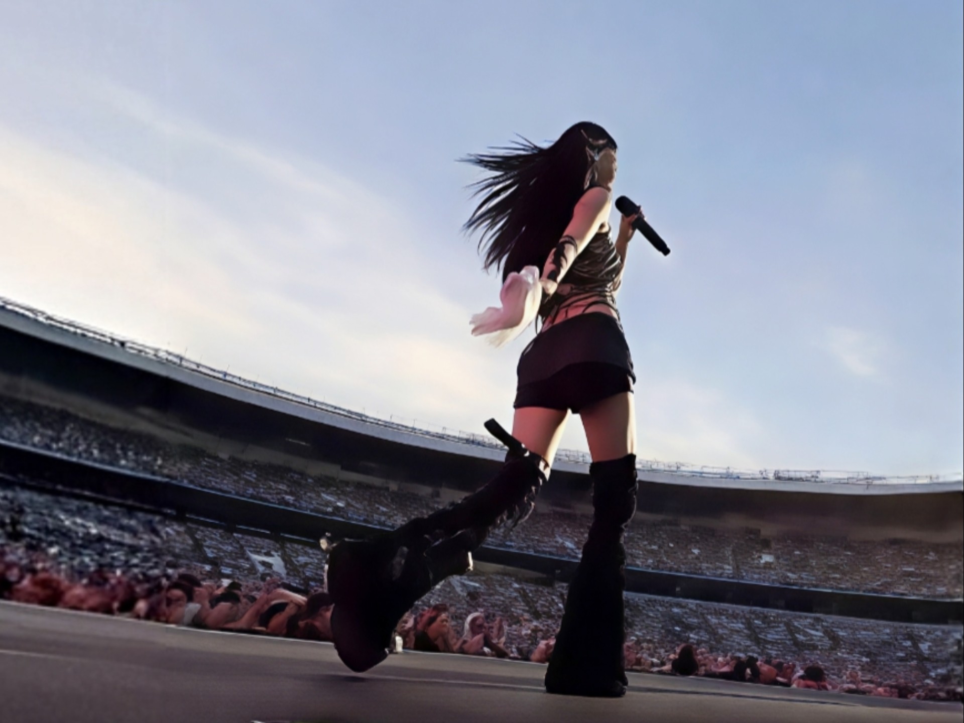 谁懂这一幕真的好有神性呀｜宁艺卓