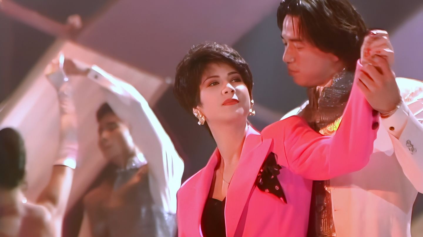 再来感受一下这位可立贞节牌坊女子的国语歌，绝不输原唱浪子王