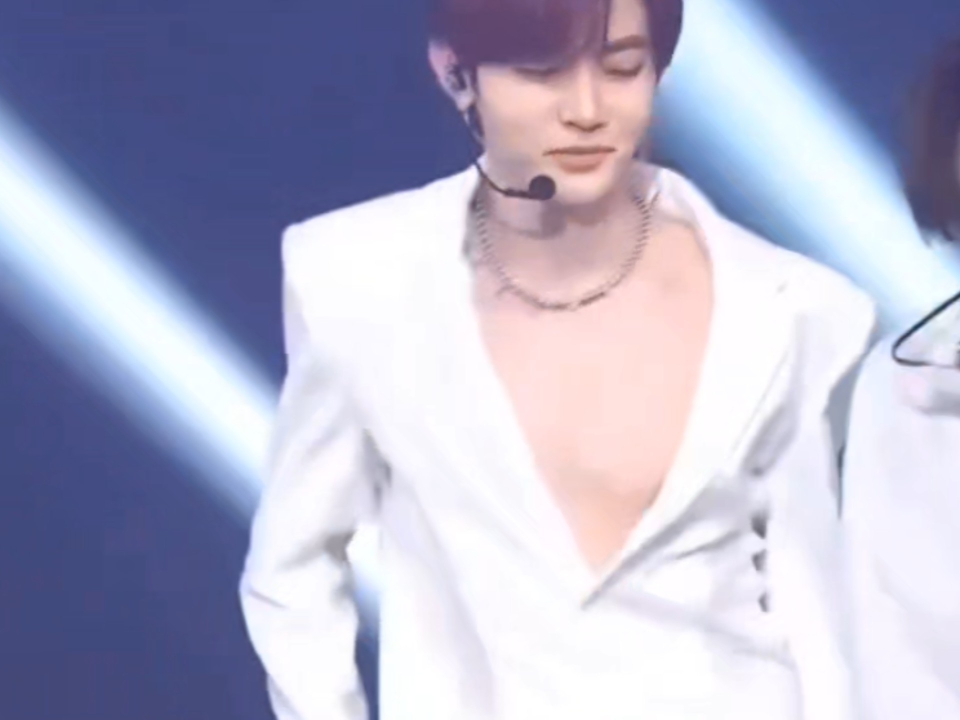 老公跳舞把衣服跳爆了怎么办