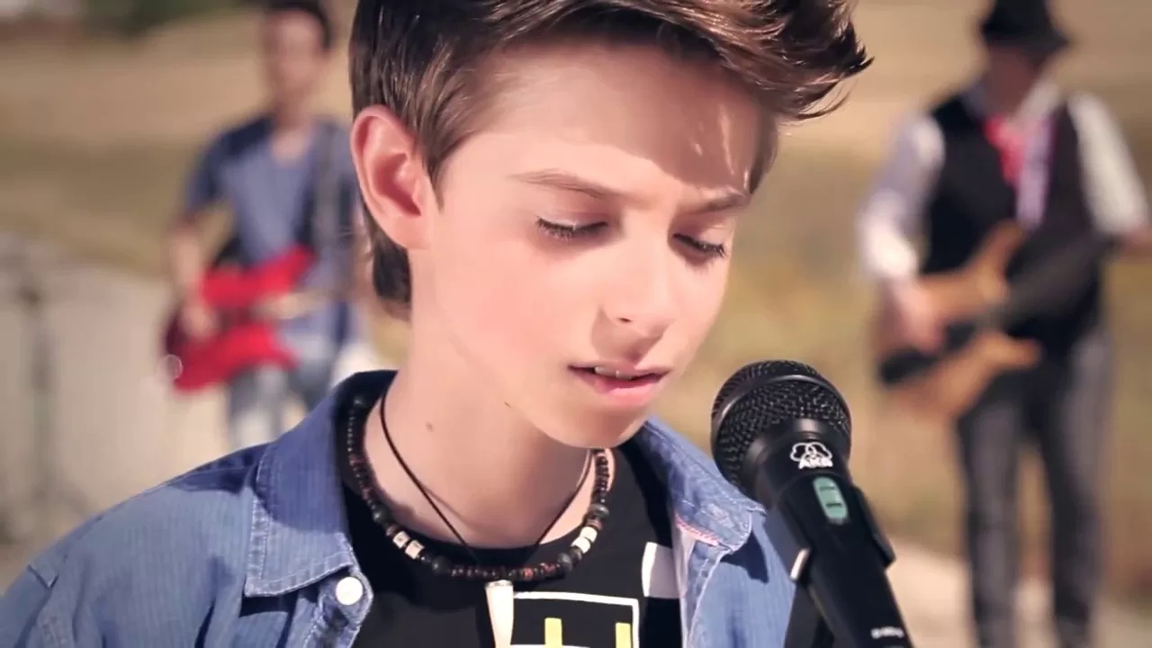 David Parejo - Mientes (Camila)