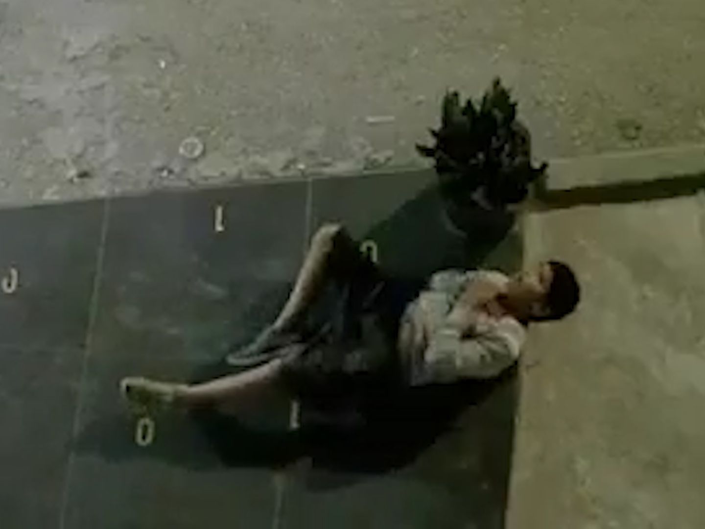 无视停火协议！以色列士兵除夕夜枪杀路边巴勒斯坦儿童