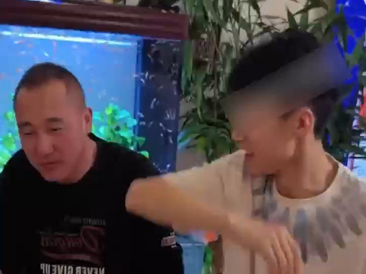 四世同堂好福气！