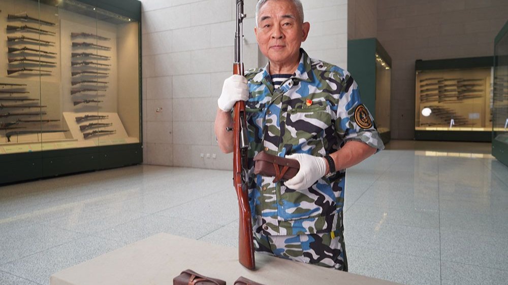56半：步枪就是战士的未婚妻，听杨老师讲56式半自动步枪弹盒