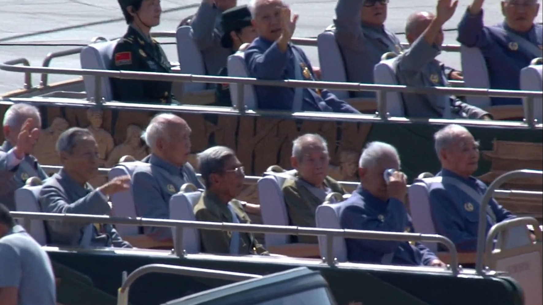 2015年“9·3阅兵”抗战老兵方阵，再看依然热泪盈眶！致敬老兵，致