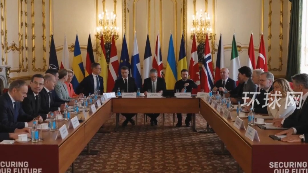 英国首相斯塔默强硬表态：我们正处于历史的十字路口，现在是采取