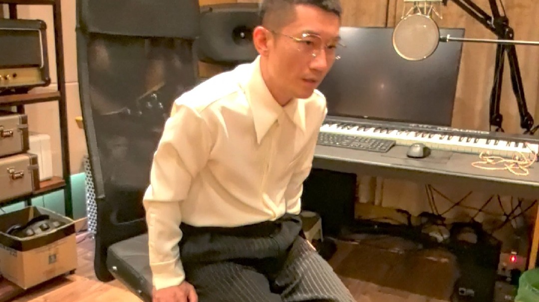 金志文在线解锁打歌新姿势！