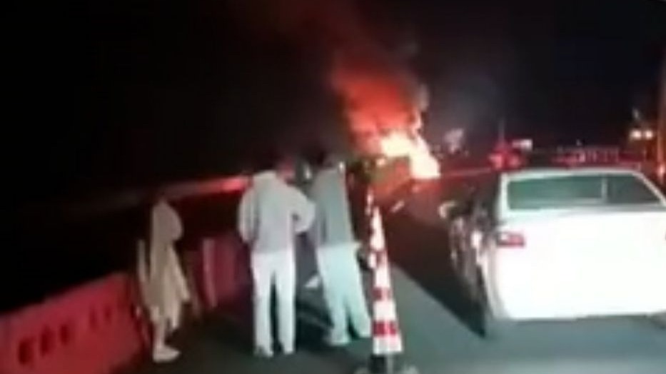 小米SU7高速上爆燃3人遇难，死者母亲：问我要多少钱，达成协议就把