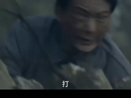 #山河见证 装备短缺，以肉相博，他们虽然没有精良武器，却有强大