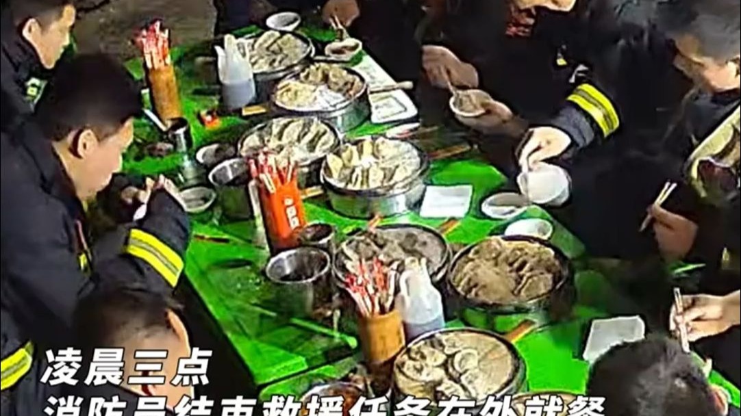 凌晨三点的深夜食堂，温暖悄然上演！
