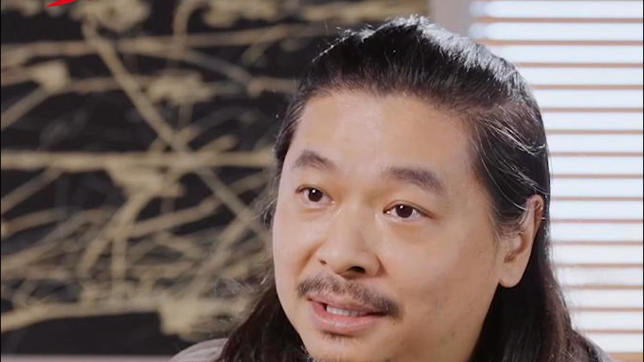 原来周杰伦的《青花瓷》差点就叫《青铜器》了，《青花瓷》和《