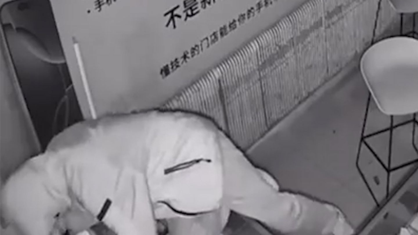 4名少年偷手机89部还发视频炫耀，店主：他们都知道只会被口头教