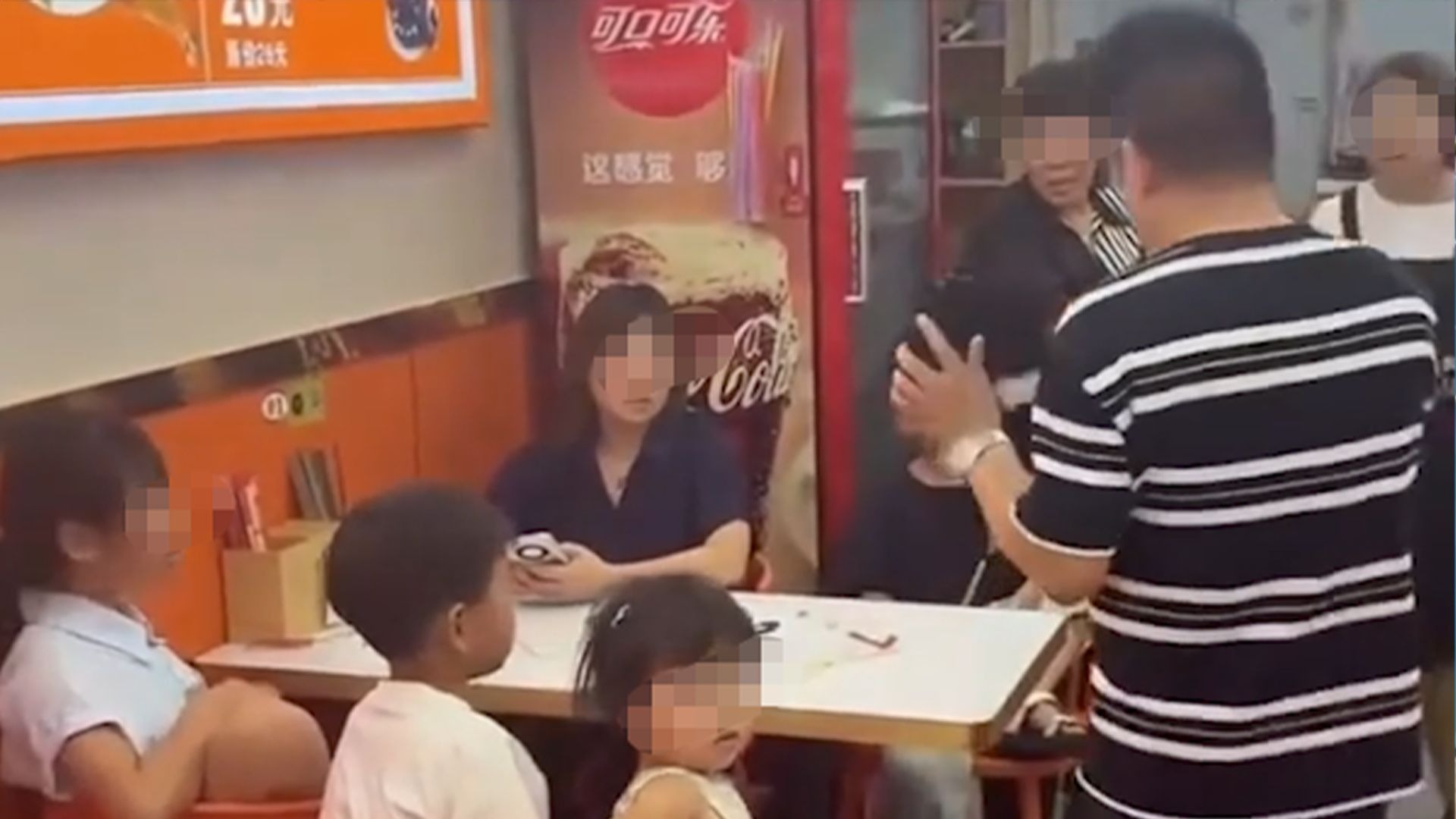 河南“续面”事件有反转！当事女子晒单据证明实际消费140元，街