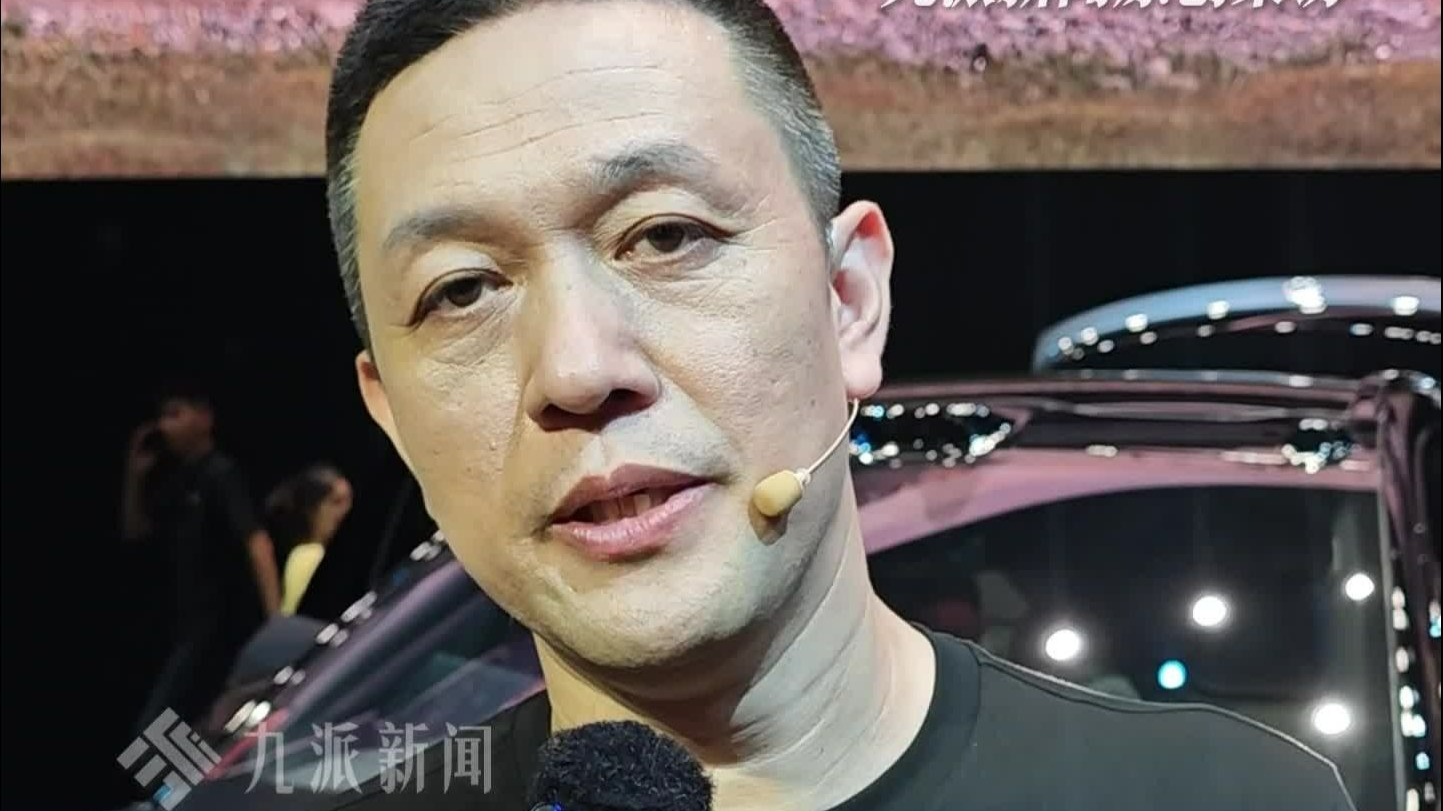 李斌称蔚来全新ES8对代驾小哥很友好：自己平时也会用到代驾师