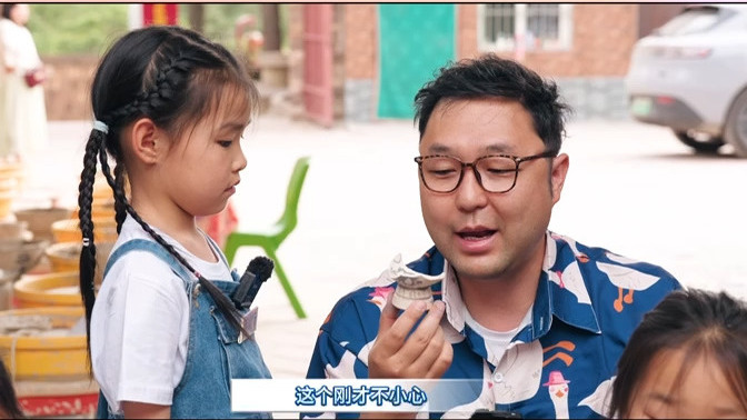 铜川篇《小场面！小朋友应对突发状况的稳，比表情包还圈粉》