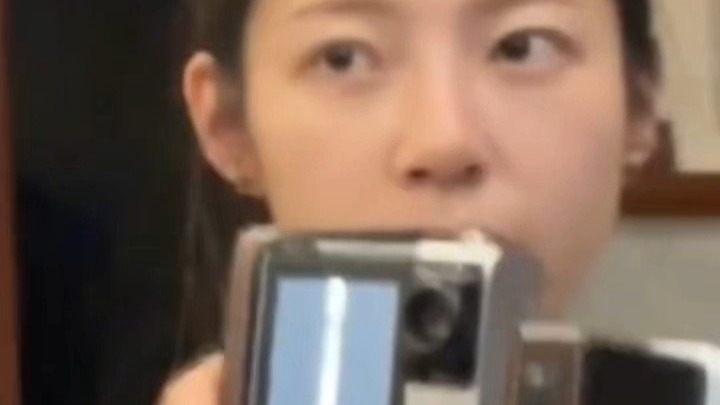老公抱怨老婆冷脸，没想到原因竟然是…