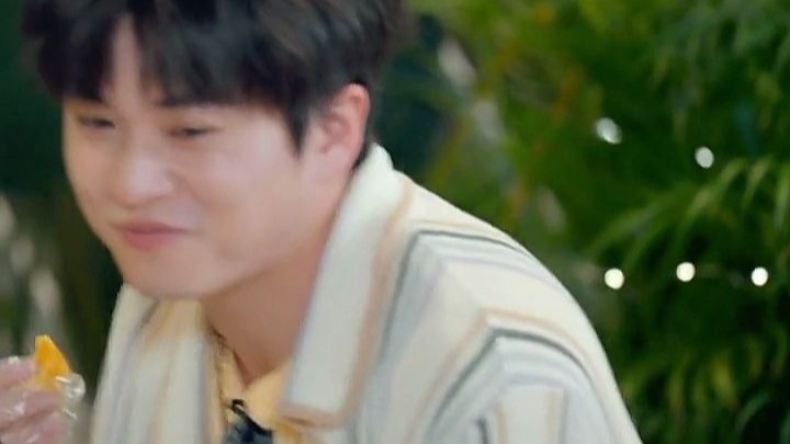 武艺吃榴莲 提前预定综艺名场面