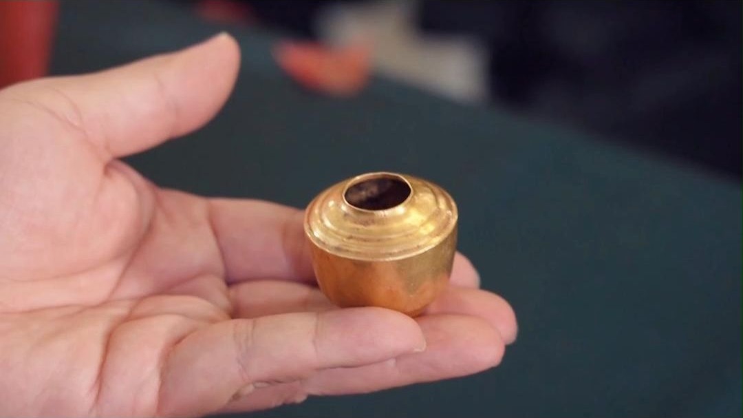 纯金打造舍利罐！差点被老婆熔毁！
