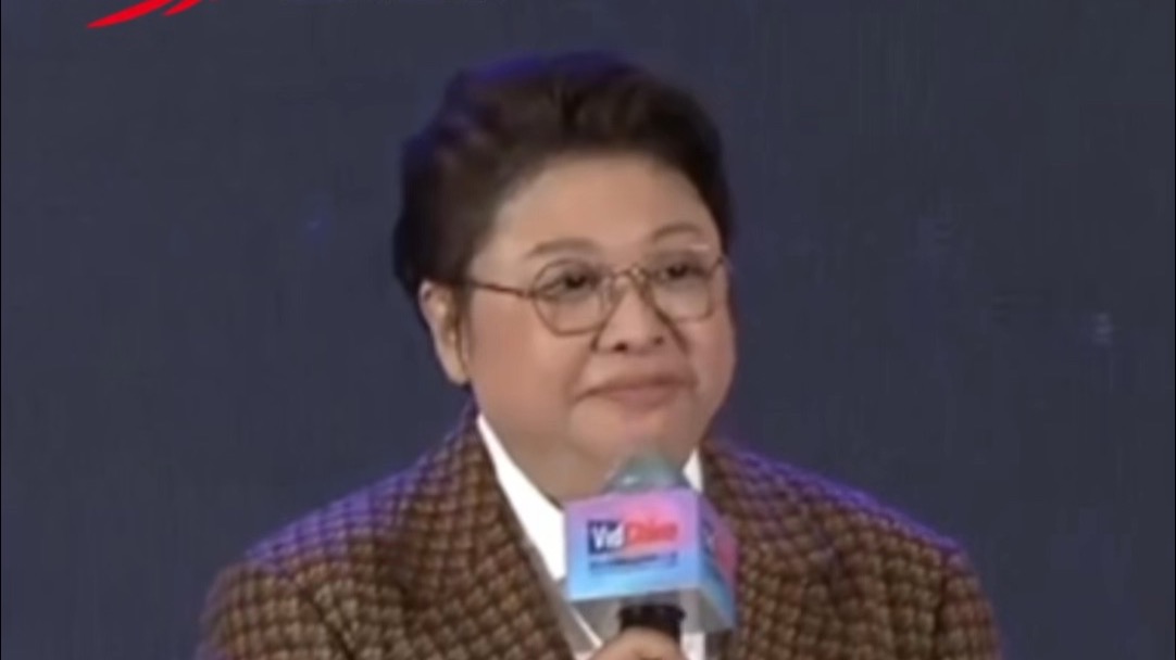 邀请大家来成都做客，“你来嘛，我带你看熊猫吃火锅！”