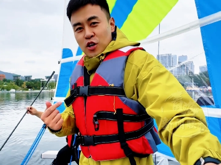 海拔2200米！我在青海玩帆船