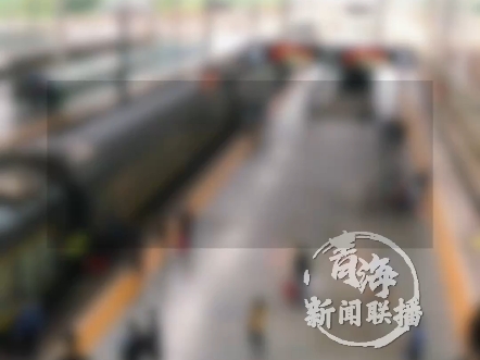 青藏集团公司加开格尔木至茫崖 西宁至拉萨间临时旅客列车
