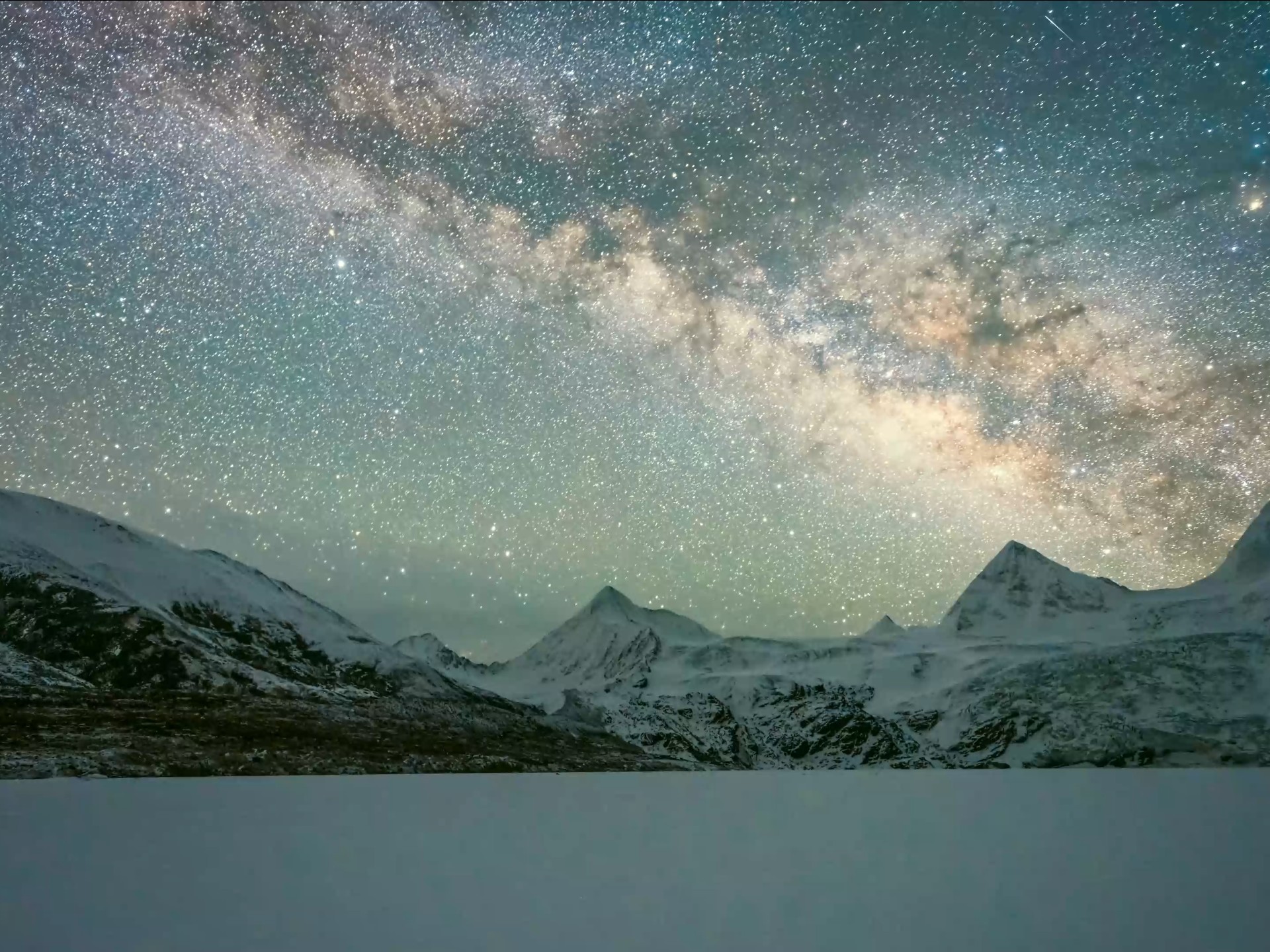 五集4K西藏历史人文纪录片《西藏•星空下的传奇》即将上线！先