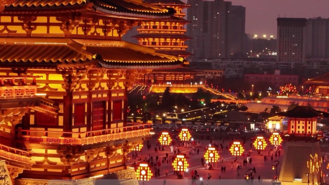 应天门最新调整，第六层免预约开放，游客可登顶楼俯瞰神都美景。