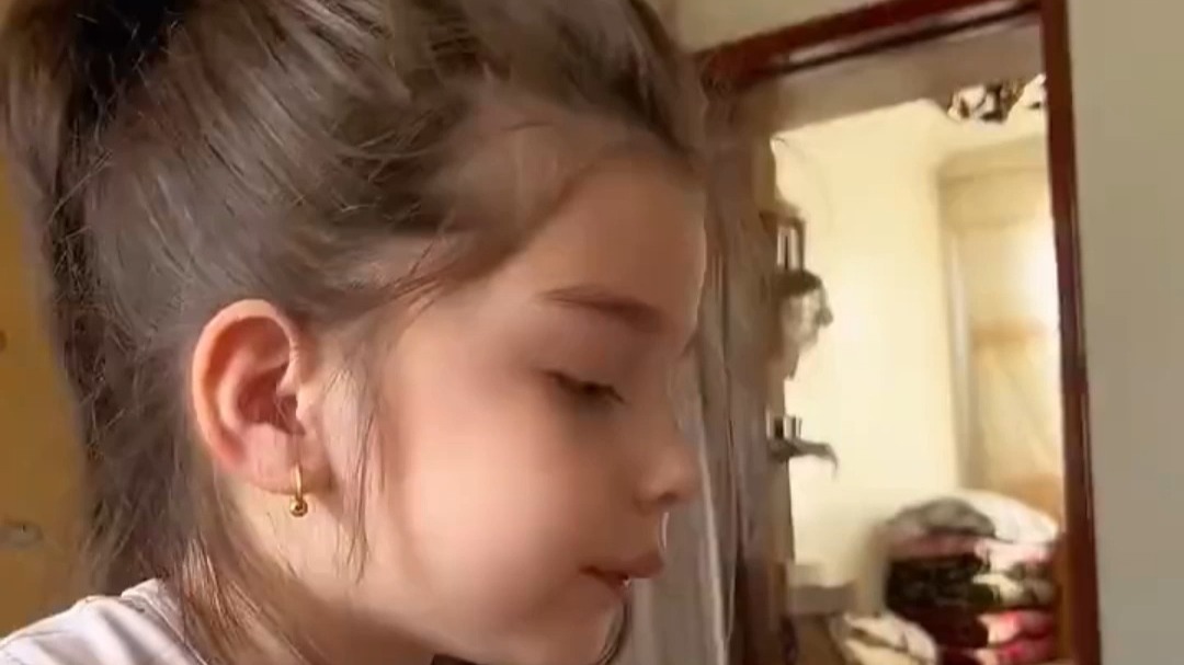 新疆娃天生丽质 太美了