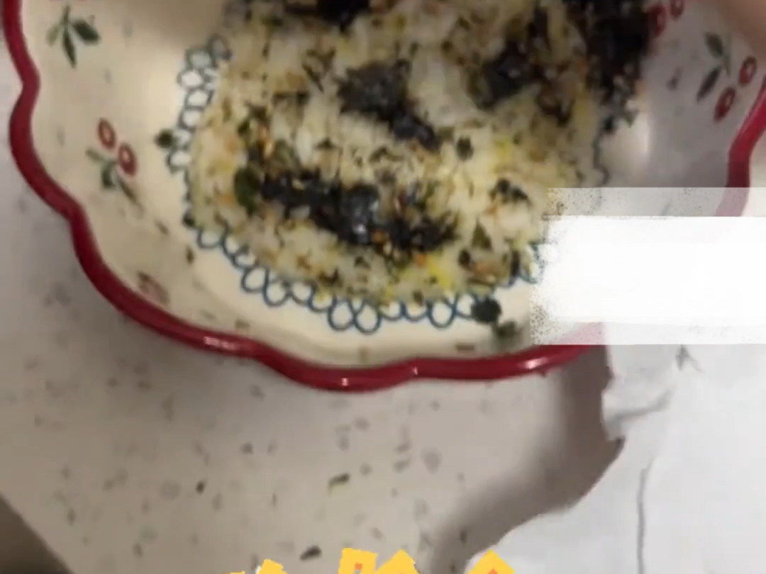 跑外卖的妈妈回家看到这一幕，满是心疼和感动！