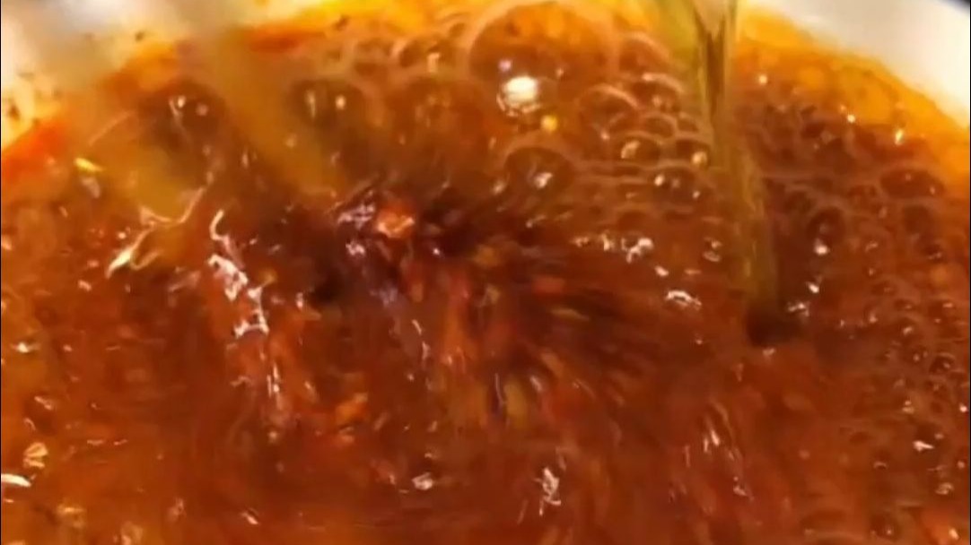 在家自制辣椒油，瞬间点燃味蕾