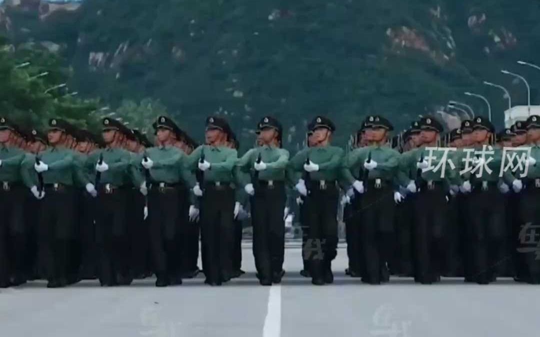 九三阅兵训练最新画面来了！陆军方队将第一个劈枪走过天安门