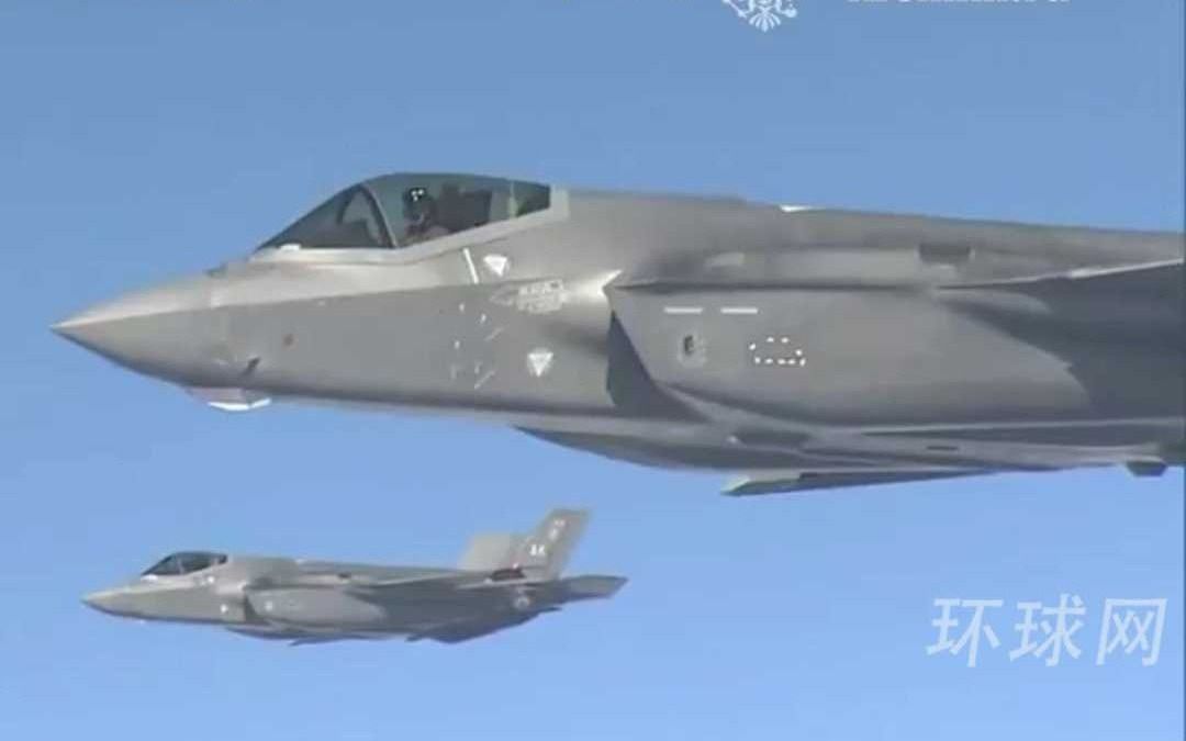 空中画面曝光：普京的专机飞回俄罗斯时，美军F-35 战斗机伴飞护