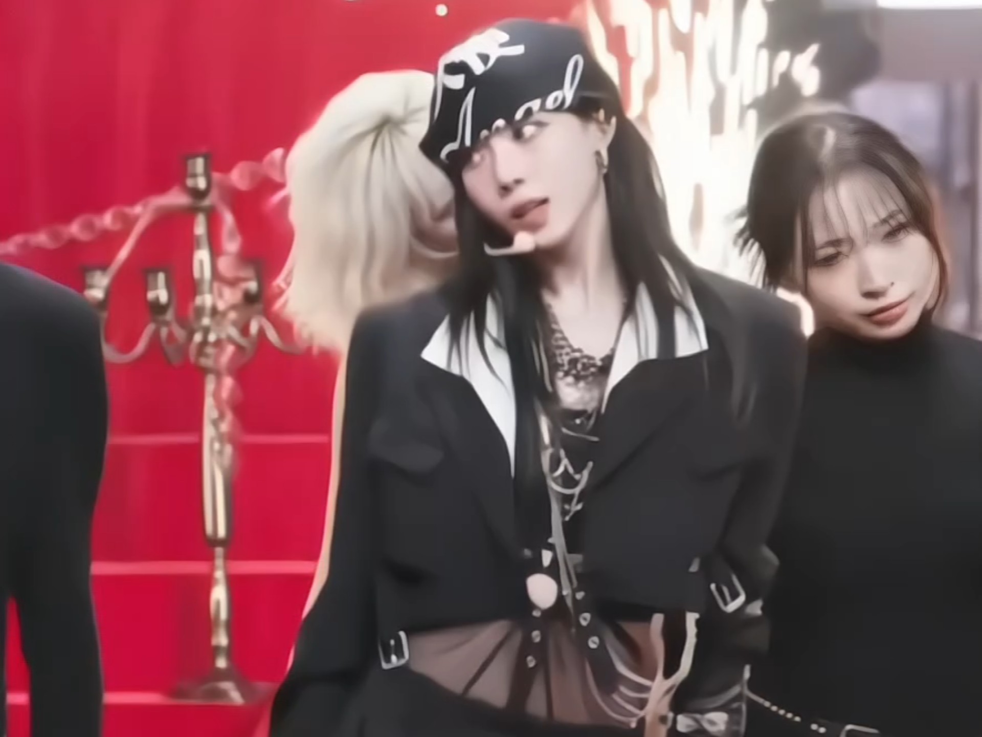 换个音乐就这样萌翻全世界～