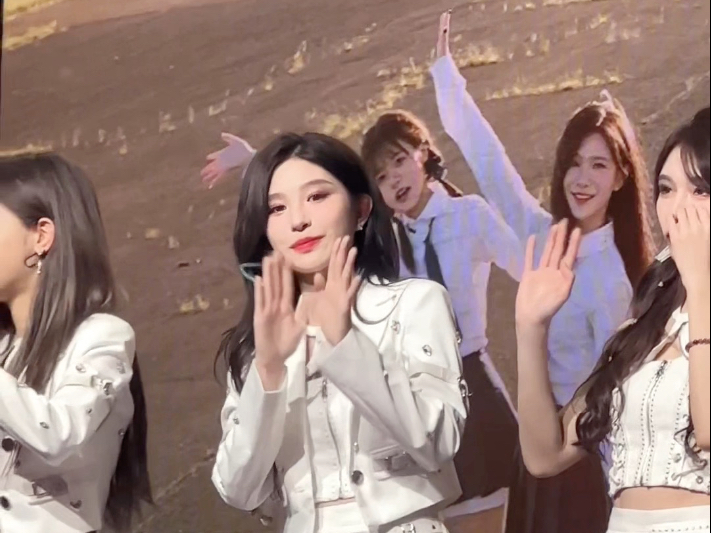 「王奕」我还在想着那件事