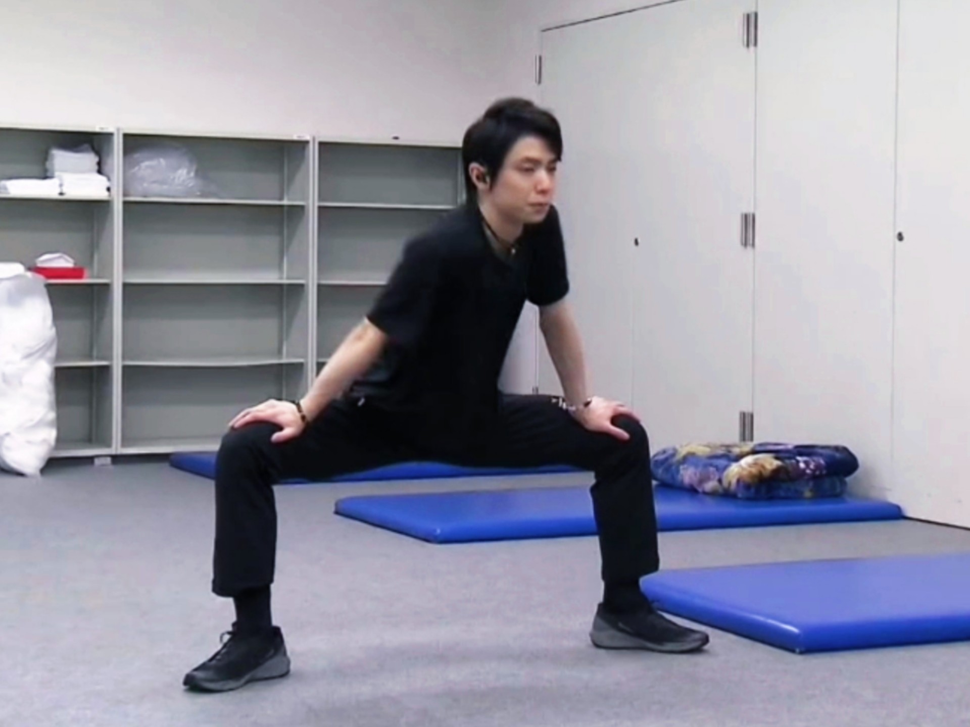 是漫画中才存在的直角啊！羽生结弦就是在冰面暴走的量角器吧？