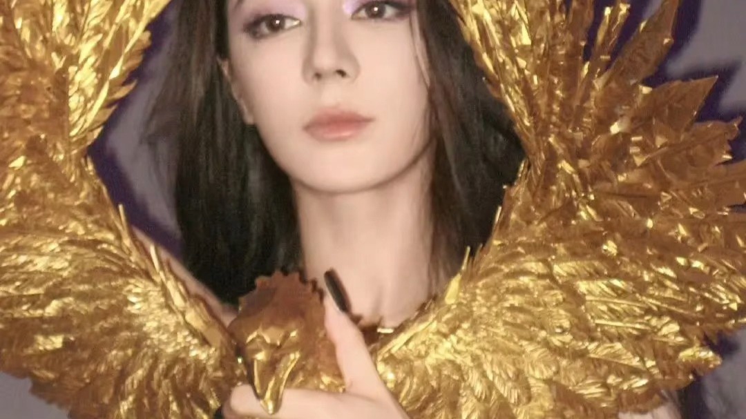娱乐圈里斩男又斩女的热巴大美女