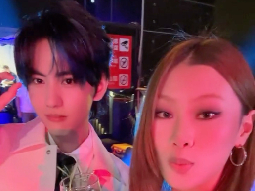 【轩丞】0903尼龙创作之夜 又一个铮儿合影