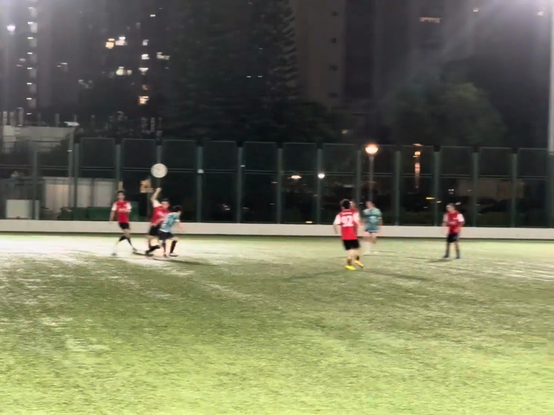 20250831涂毓麟Oscar球队踢球