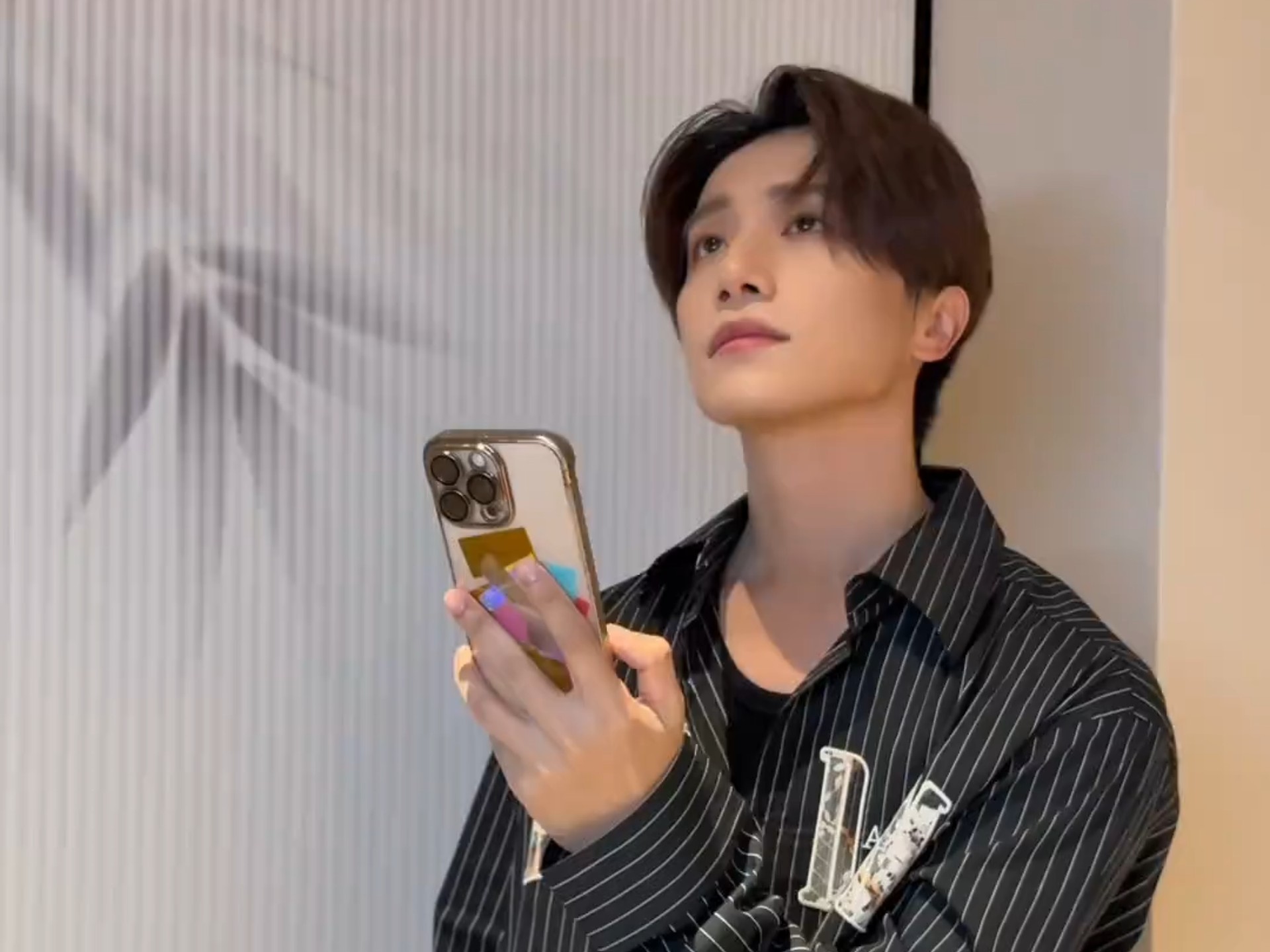 伯远老师你最近是有什么kpi吗为什么每个平台都这么活跃！看到