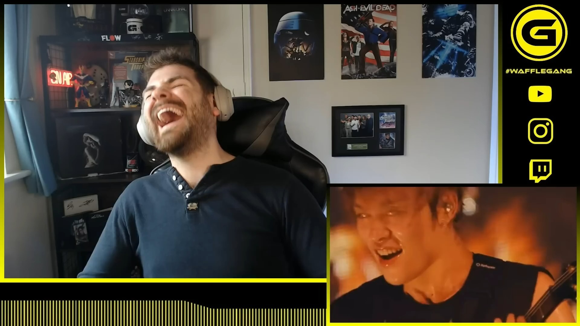 101-REACTING to ONE OK ROCK Stuck In The Middle  3xxxv5 