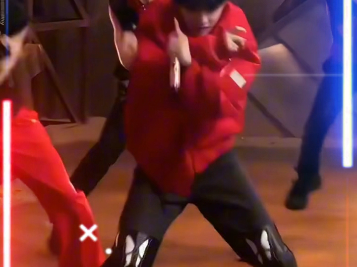 【尹净汉】百变帅哥！