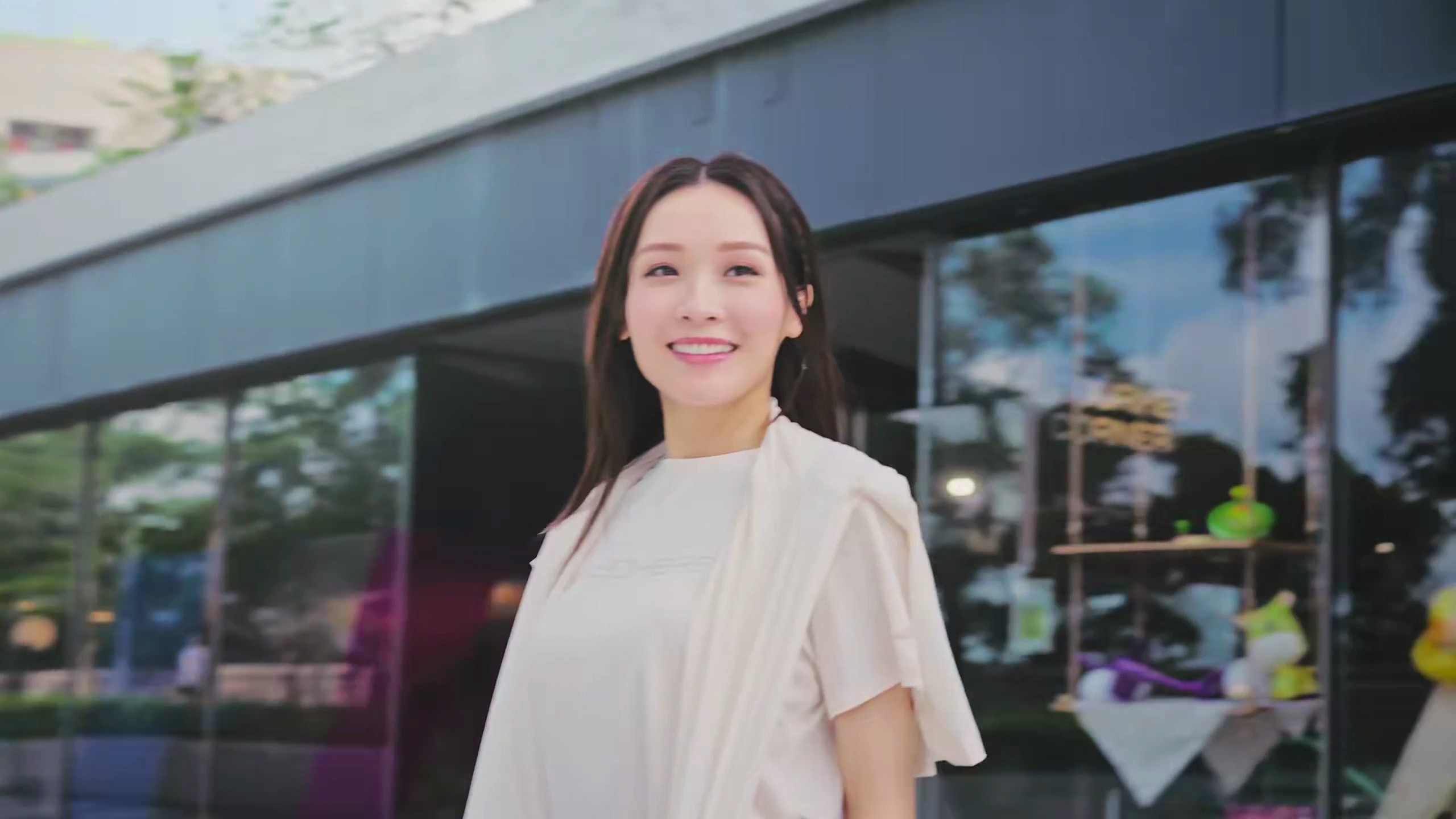 【李佳芯】SKECHERS站立穿脫Slip-ins系列  享受自在從容步伐