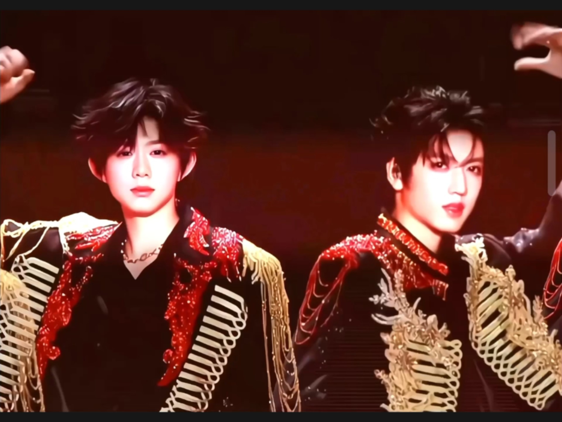 [桂恒]CENTURIES舞台    TF四代颜霸CP