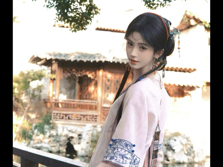 【鞠婧祎】美丽又可爱的阿黛