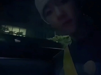 250902伯贤wvs直播，伯贤：不行的哦～