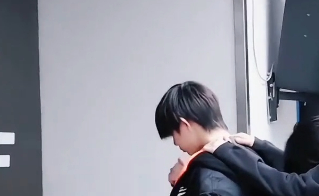 陈奕恒我们一直在