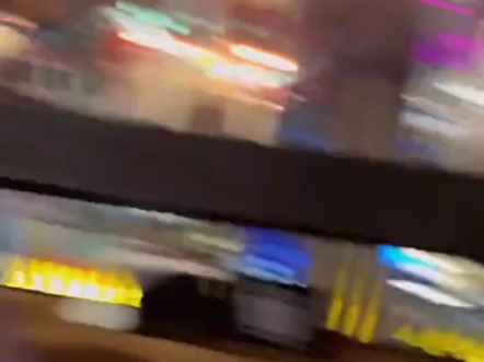 "在海底捞过生日被服务员唱哭了"